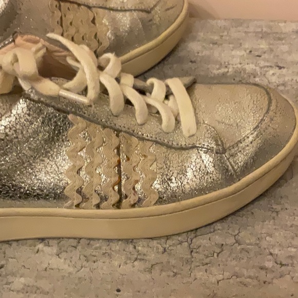 Loeffler Randal Elliot Ric Rac Silver Sneakers - Picture 7 of 11